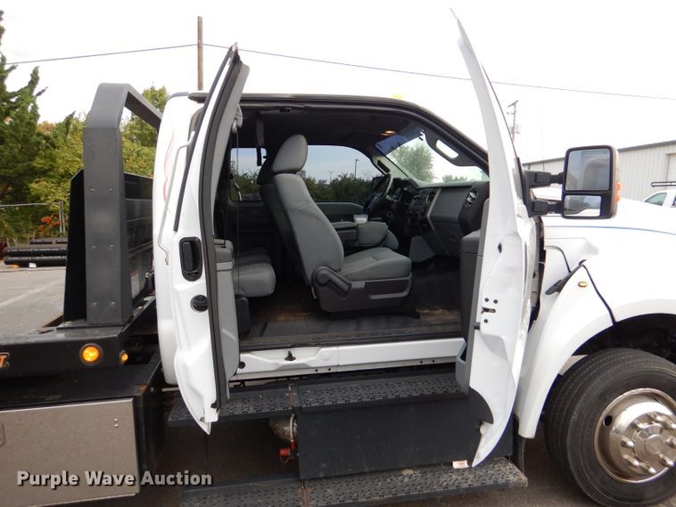 image for item DL3175 2017 Ford F650 Super Duty  rollback truck