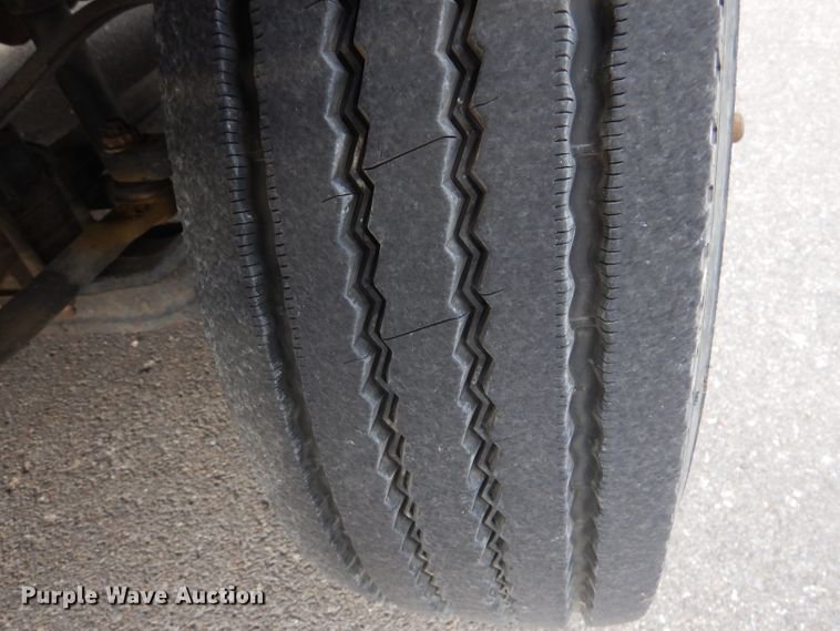 image for item DL3175 2017 Ford F650 Super Duty  rollback truck