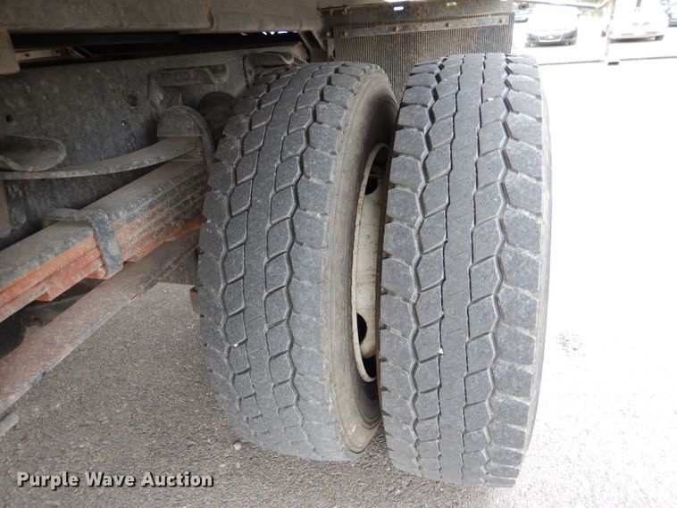 image for item DL3175 2017 Ford F650 Super Duty  rollback truck