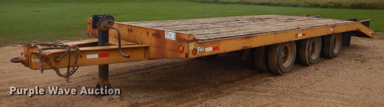 image for item DL6325 1992 Towmaster  equipment trailer