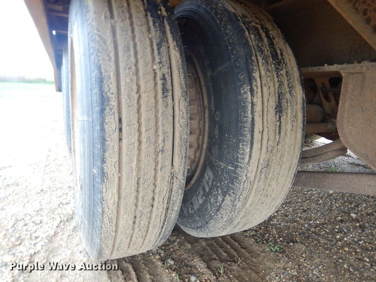 image for item DL6325 1992 Towmaster  equipment trailer