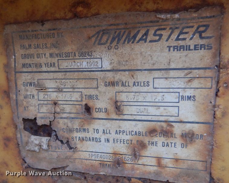 image for item DL6325 1992 Towmaster  equipment trailer