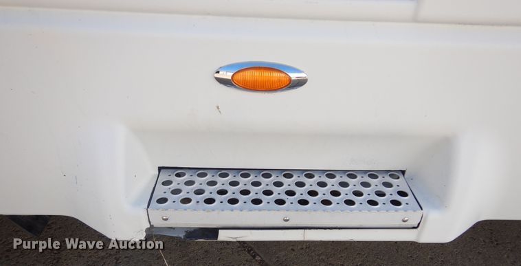 image for item DL6331 1999 Kenworth T600  semi truck