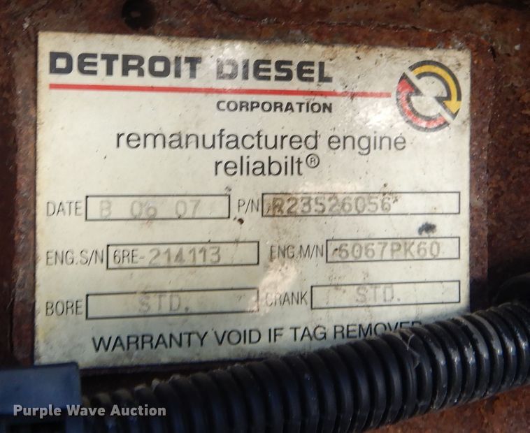 image for item DL6331 1999 Kenworth T600  semi truck