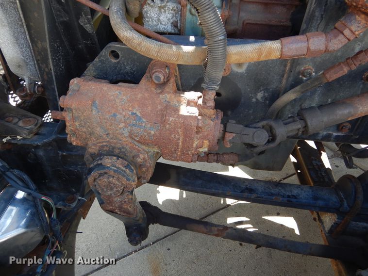 image for item DL6331 1999 Kenworth T600  semi truck