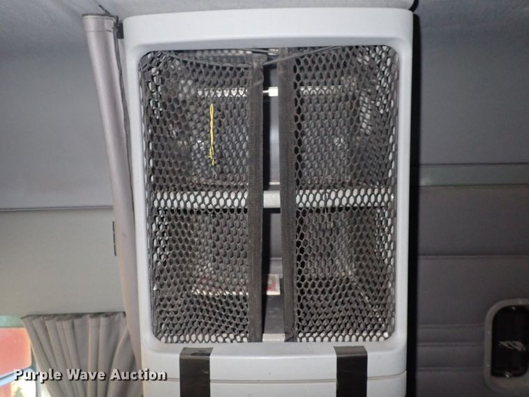 image for item DL7644 2010 Freightliner Columbia  semi truck