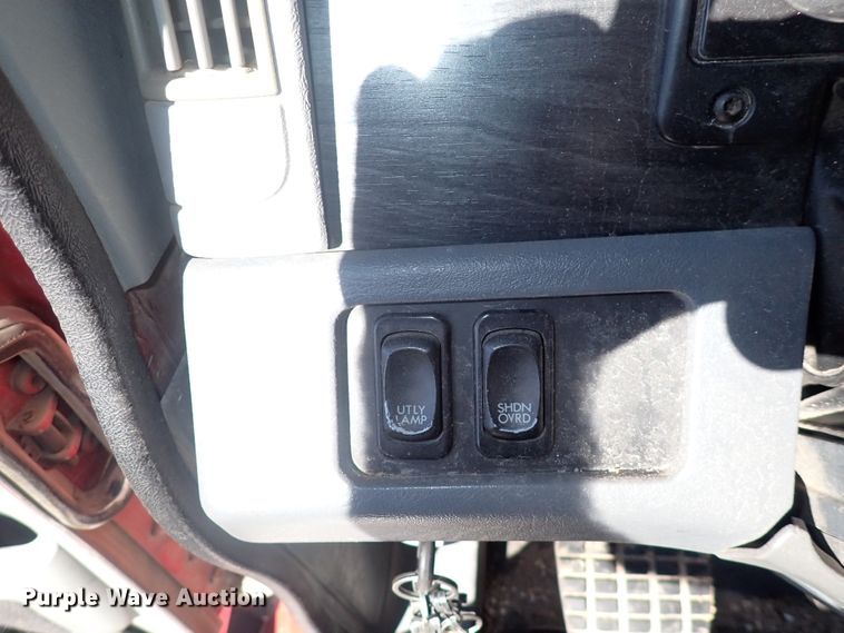 image for item DL7644 2010 Freightliner Columbia  semi truck