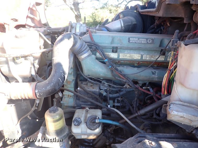 image for item DL7644 2010 Freightliner Columbia  semi truck