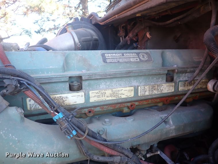 image for item DL7644 2010 Freightliner Columbia  semi truck