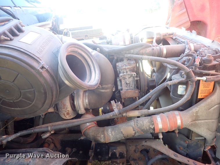 image for item DL7644 2010 Freightliner Columbia  semi truck