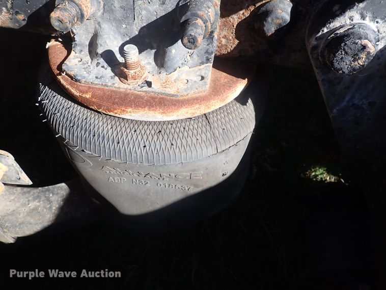 image for item DL7644 2010 Freightliner Columbia  semi truck