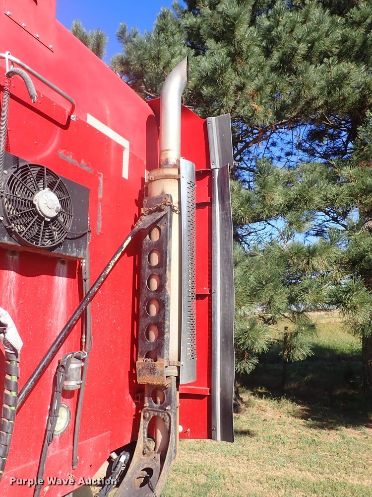 image for item DL7644 2010 Freightliner Columbia  semi truck