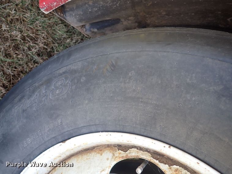 image for item DL7644 2010 Freightliner Columbia  semi truck