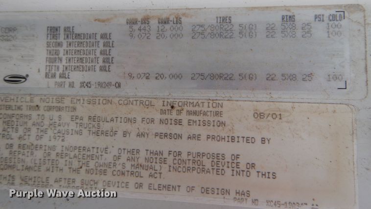 image for item DM4342 2002 Sterling A9500  semi truck