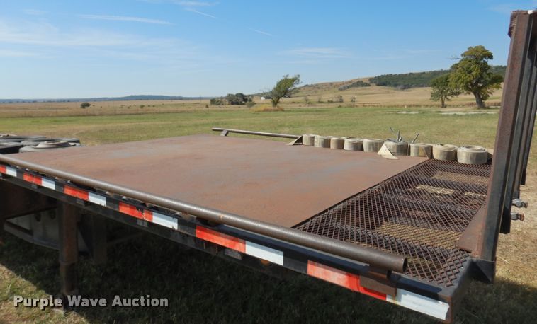 image for item DM5116 1997 Doonan  drop deck equipment trailer