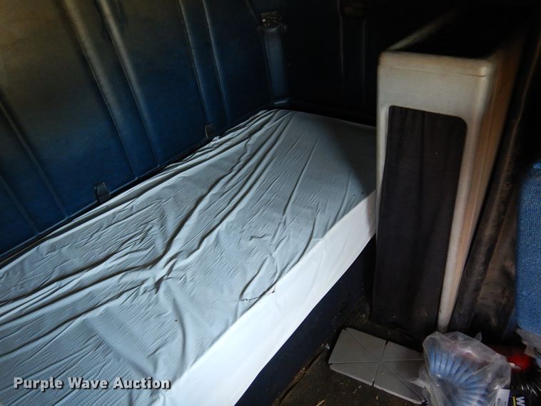 image for item DM5117 1996 Freightliner FLD112  semi truck