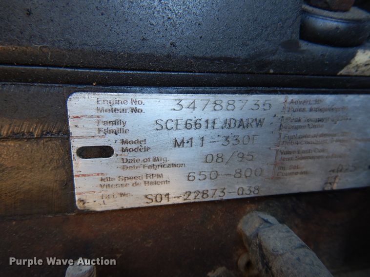 image for item DM5117 1996 Freightliner FLD112  semi truck