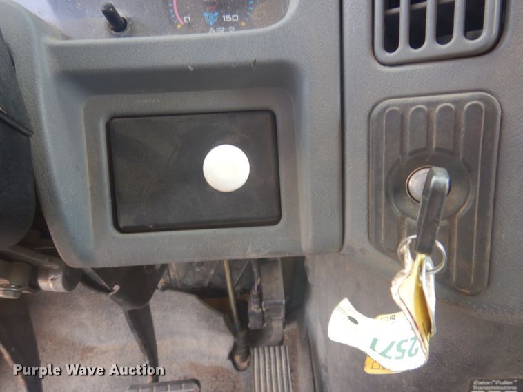 image for item DM5295 2007 International 7500  dump truck