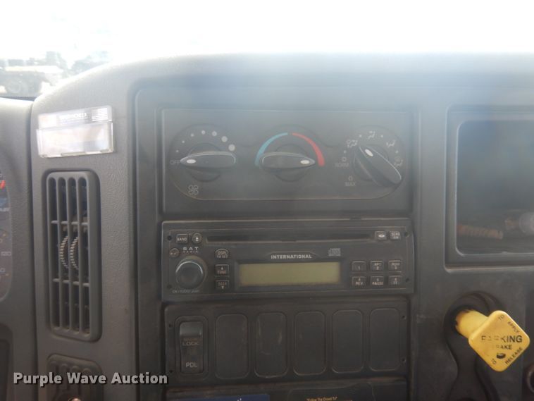 image for item DM5295 2007 International 7500  dump truck