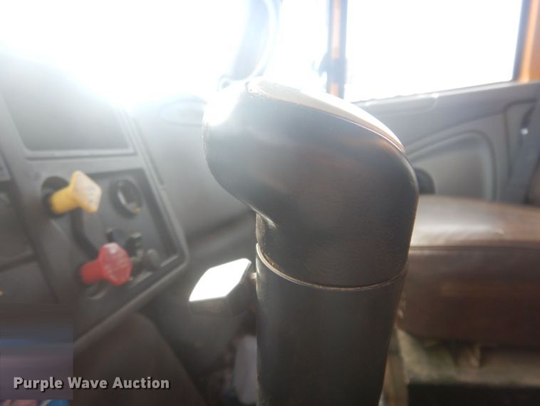 image for item DM5295 2007 International 7500  dump truck