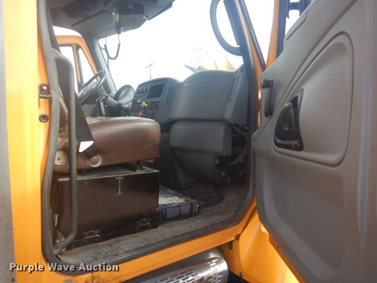 image for item DM5295 2007 International 7500  dump truck