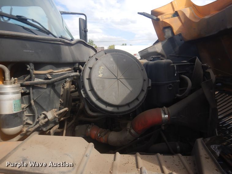 image for item DM5295 2007 International 7500  dump truck