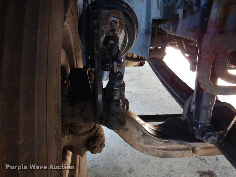 image for item DM6466 2012 Volvo VNL  semi truck