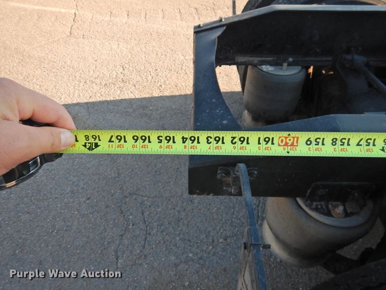 image for item DM8984 2005 Freightliner Columbia 120  semi truck