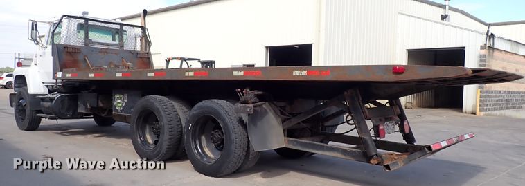 image for item DN2131 1990 Ford LN9000  rollback truck
