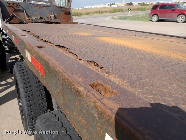 image for item DN2131 1990 Ford LN9000  rollback truck