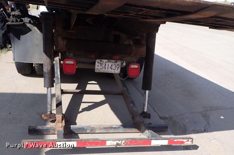 image for item DN2131 1990 Ford LN9000  rollback truck