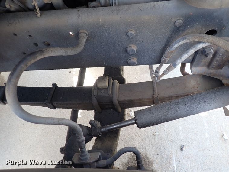 image for item DN2131 1990 Ford LN9000  rollback truck