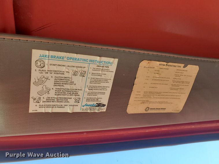 image for item GK9969 1972 Ford LT9000  truck cab and chassis