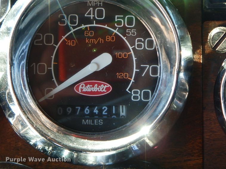 image for item HP9675 1996 Peterbilt 377  semi truck