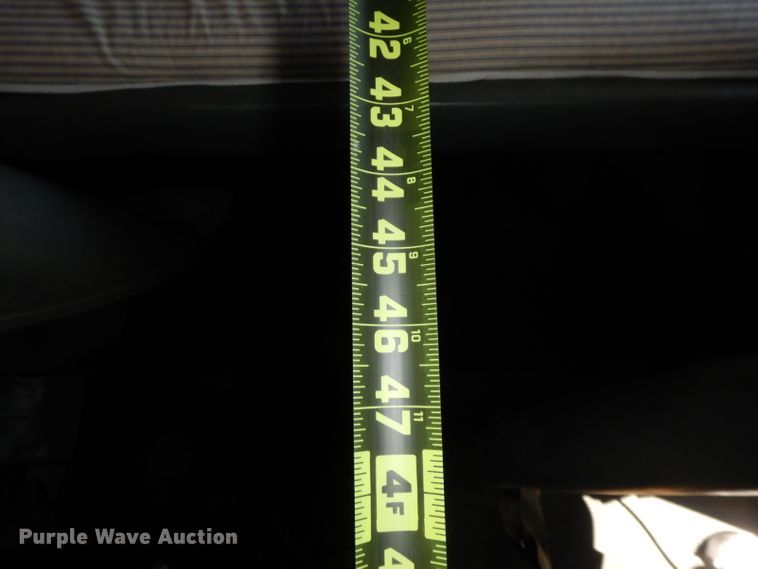 image for item HP9675 1996 Peterbilt 377  semi truck