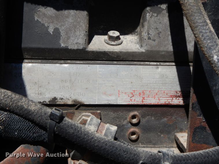 image for item HP9675 1996 Peterbilt 377  semi truck