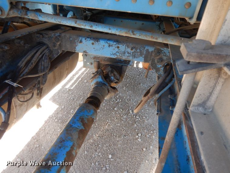 image for item HP9675 1996 Peterbilt 377  semi truck