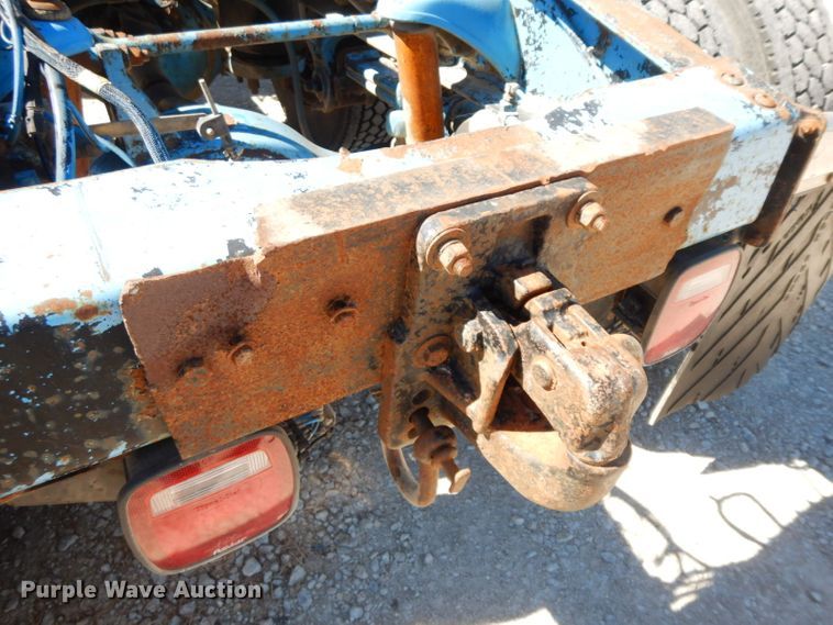 image for item HP9675 1996 Peterbilt 377  semi truck