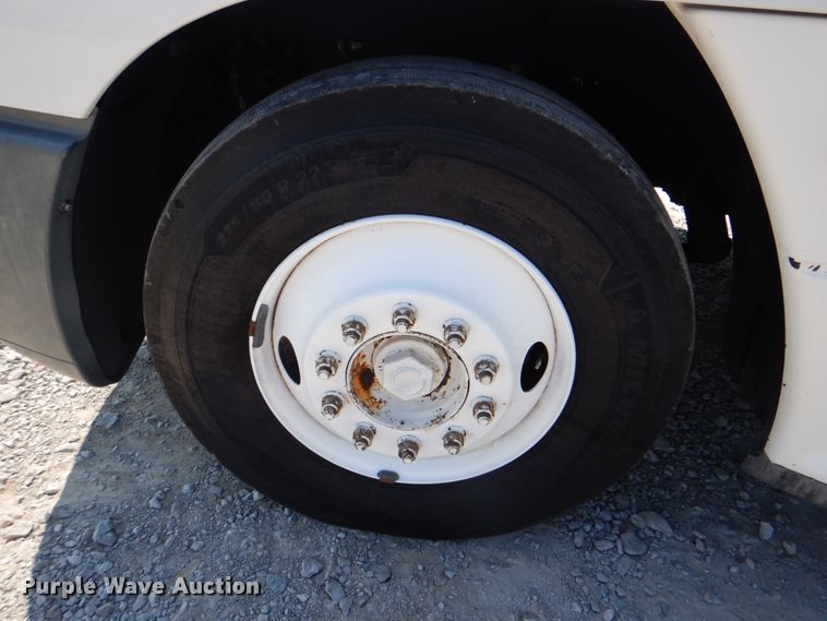 image for item HT9437 2001 Freightliner ST120  semi truck