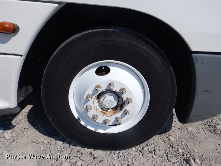 image for item HT9437 2001 Freightliner ST120  semi truck