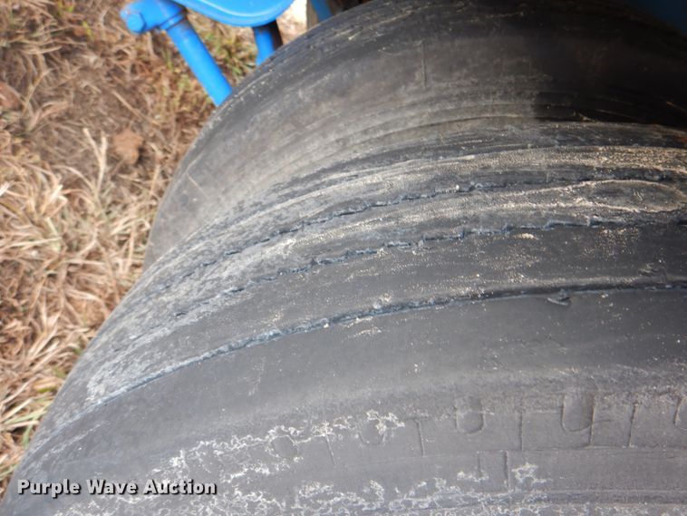 image for item HT9440 1997 McCord SD748/96  drop deck trailer