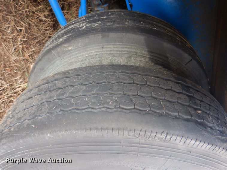 image for item HT9440 1997 McCord SD748/96  drop deck trailer