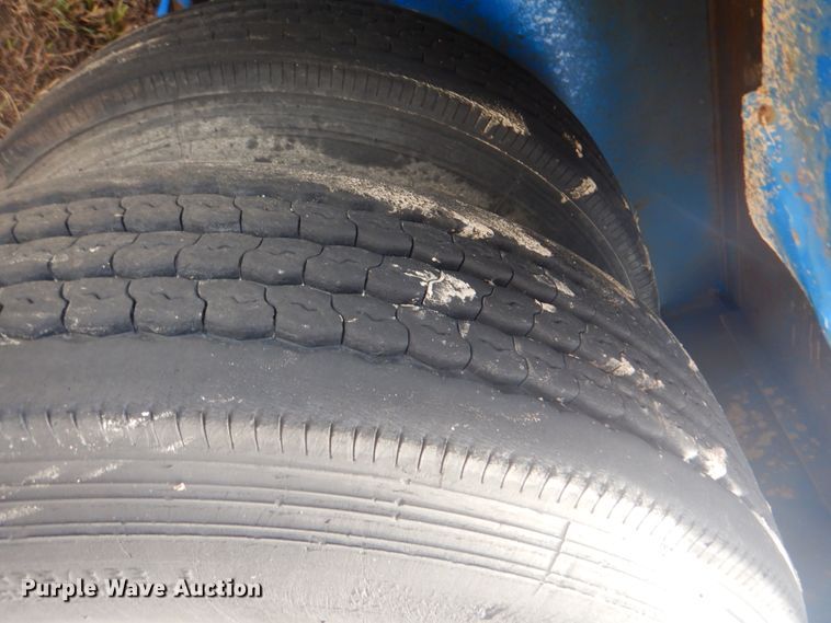 image for item HT9440 1997 McCord SD748/96  drop deck trailer