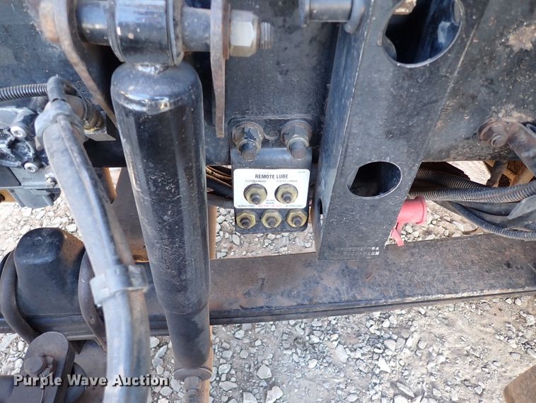 image for item IN9692 2006 Kenworth T600  semi truck