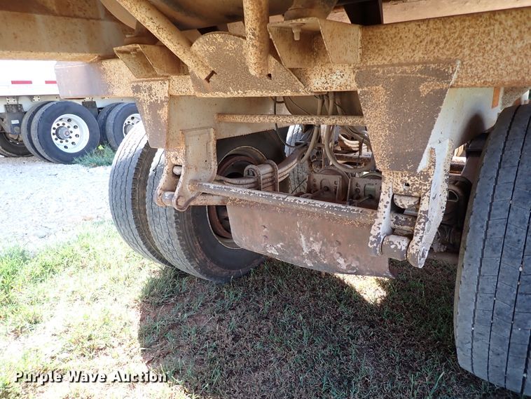 image for item IN9694 2012 CTS BDT-40  bottom dump trailer