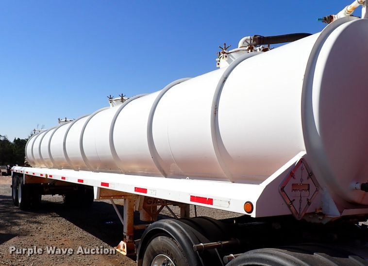 image for item IN9698 2011 Galyean 130BBL  vacuum trailer