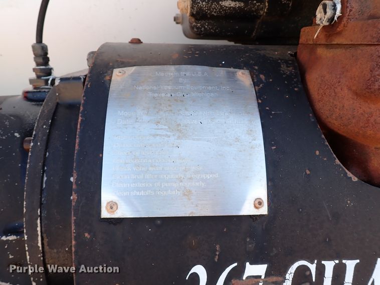 image for item IN9698 2011 Galyean 130BBL  vacuum trailer