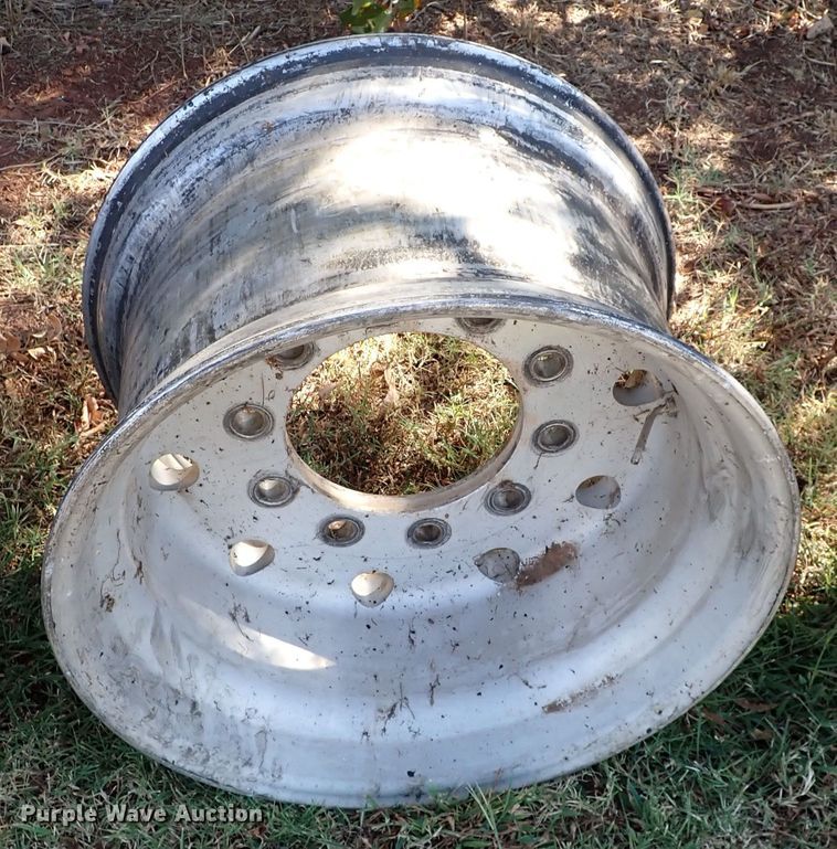 image for item IN9701 Tires and wheels