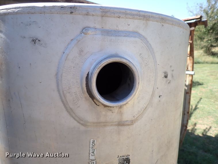 image for item IN9705 (2) Kenworth aluminum fuel tanks