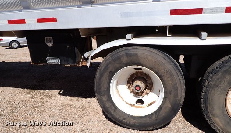 image for item IN9724 2006 Modern Group LLC 150BBL  tank trailer